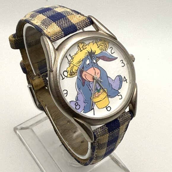Timex Vintage 1990s Farmer Eeyore Winnie the Pooh Unisex watch Working - Picture 2 of 11